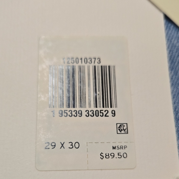 Levi's Original 501 Button Fly Ladies Size 29 Light Wash Denim Jeans - NEW - Picture 10 of 15